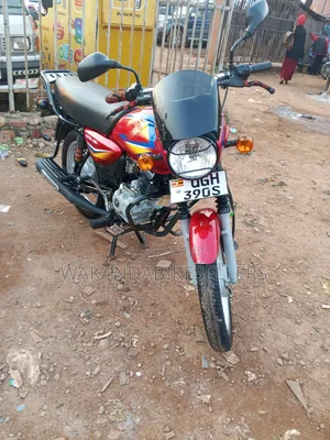Bajaj Boxer 125 2024 Red
