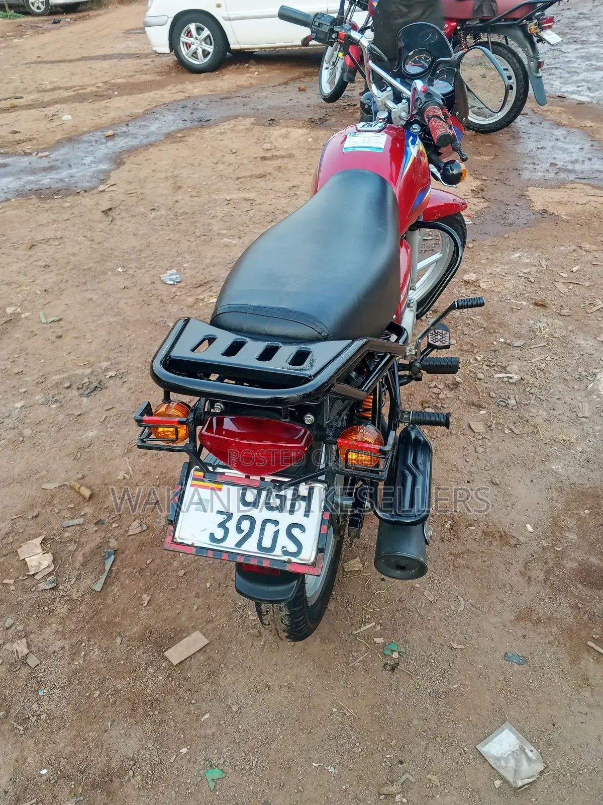 Bajaj Boxer 125 2024 Red