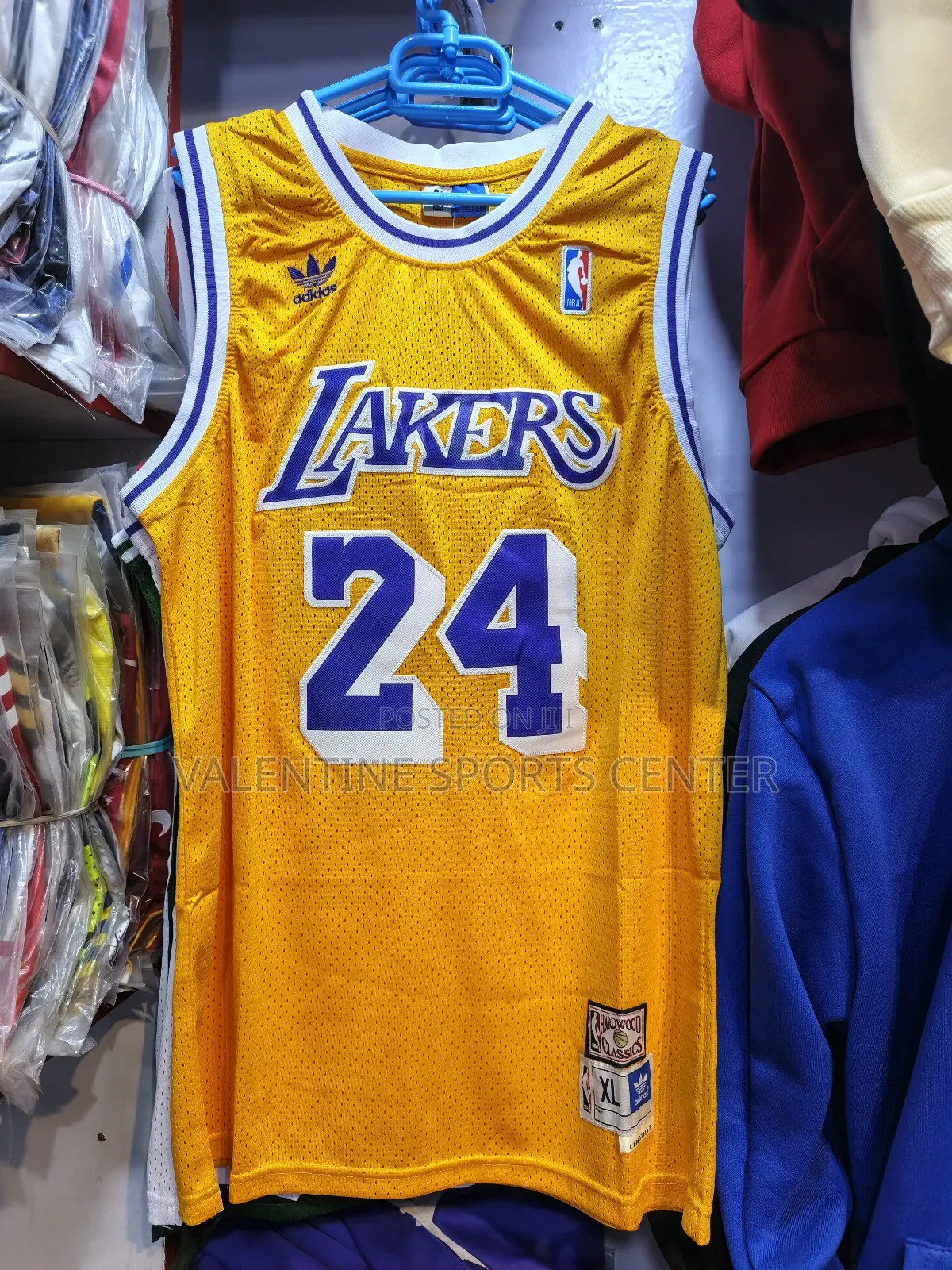 24 Good Quality Lakers Original Material