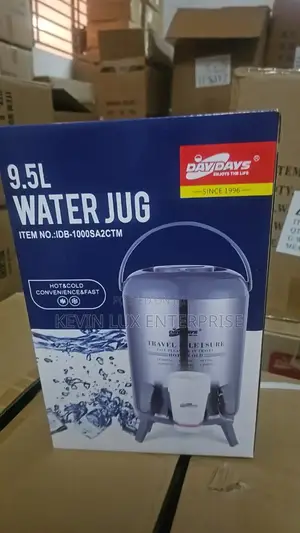 Travel Flask 9.5 Liters