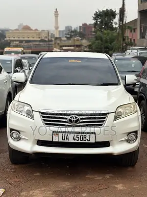 Toyota Vanguard 2011