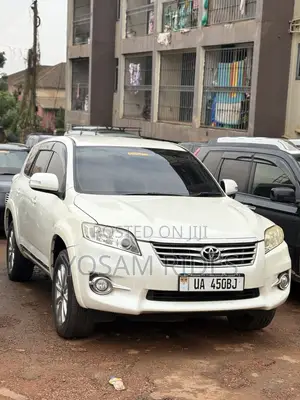 Toyota Vanguard 2011