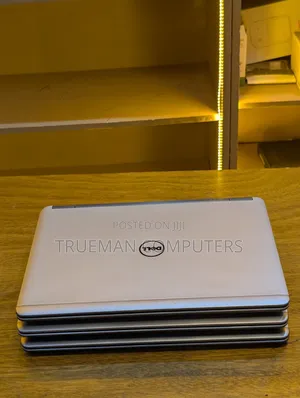 Laptop Dell Latitude E7450 4GB Intel Core i5 HDD+SSD 500GB