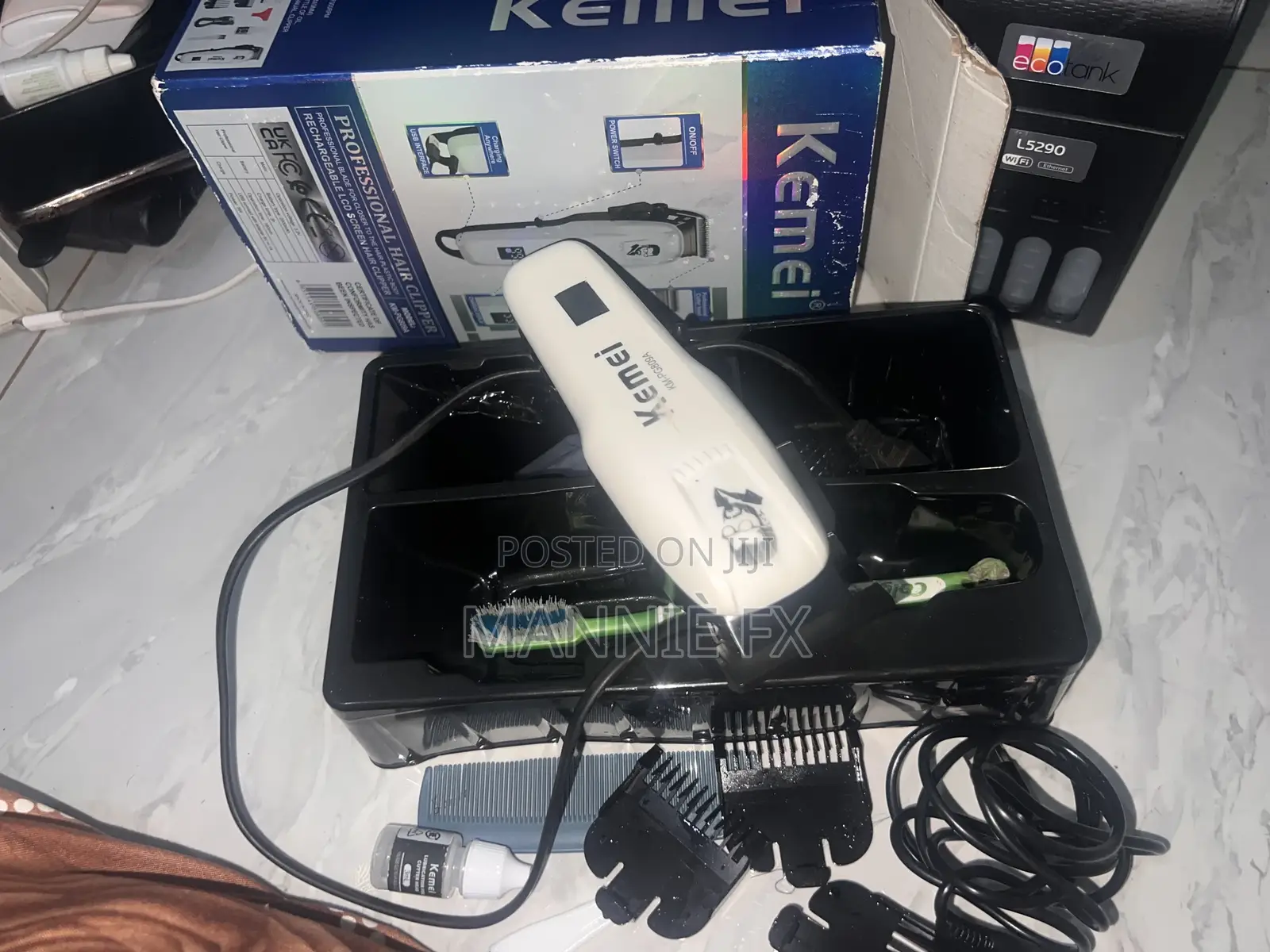 Kemei Rechargeable Electric Haircut Machine