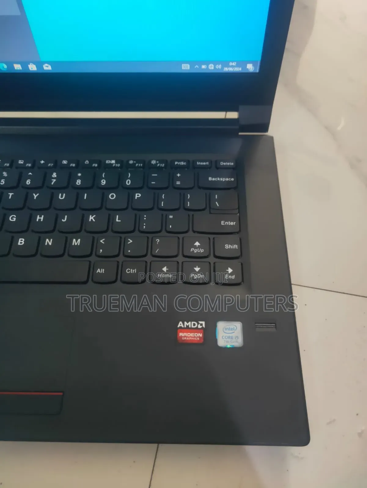 Laptop Lenovo V310 4GB Intel Core i3 SSD 320GB