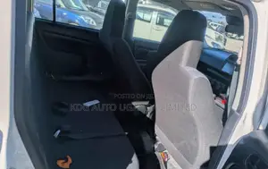 Toyota Probox 1.5 DX 2WD 2017 Pearl