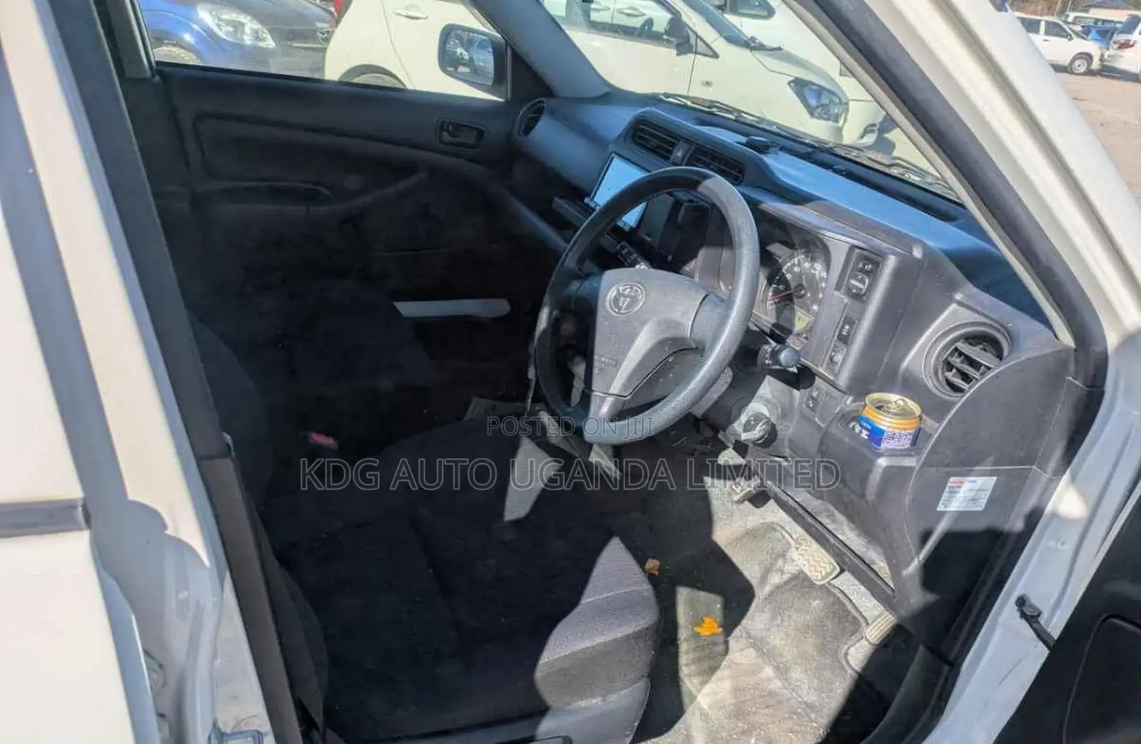 Toyota Probox 1.5 DX 2WD 2017 Pearl