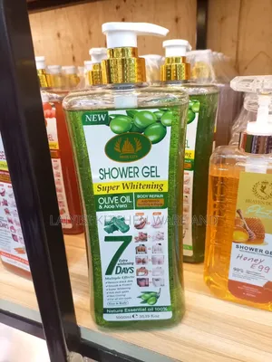 Olive Oil Aloe Vera Super Whitening Shower Gel Brightening
