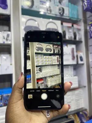 Apple iPhone XR 64 GB Black