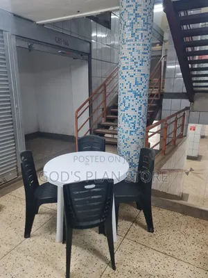 French Indoor /Outdoor Plastic Table and Chairs