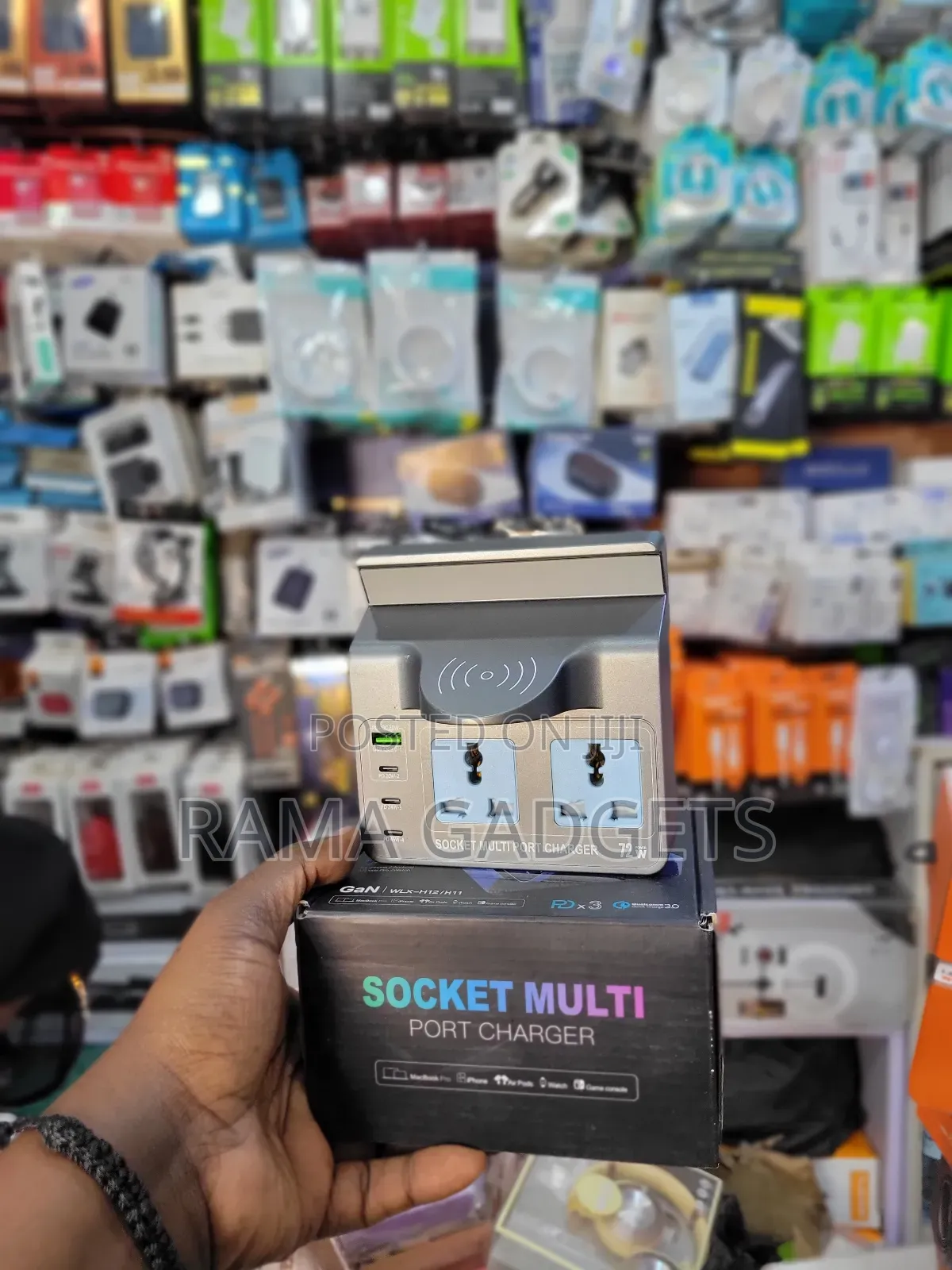 A 72w Fast Charging Station (Model WLX-H11) Wireless Charging Dock.