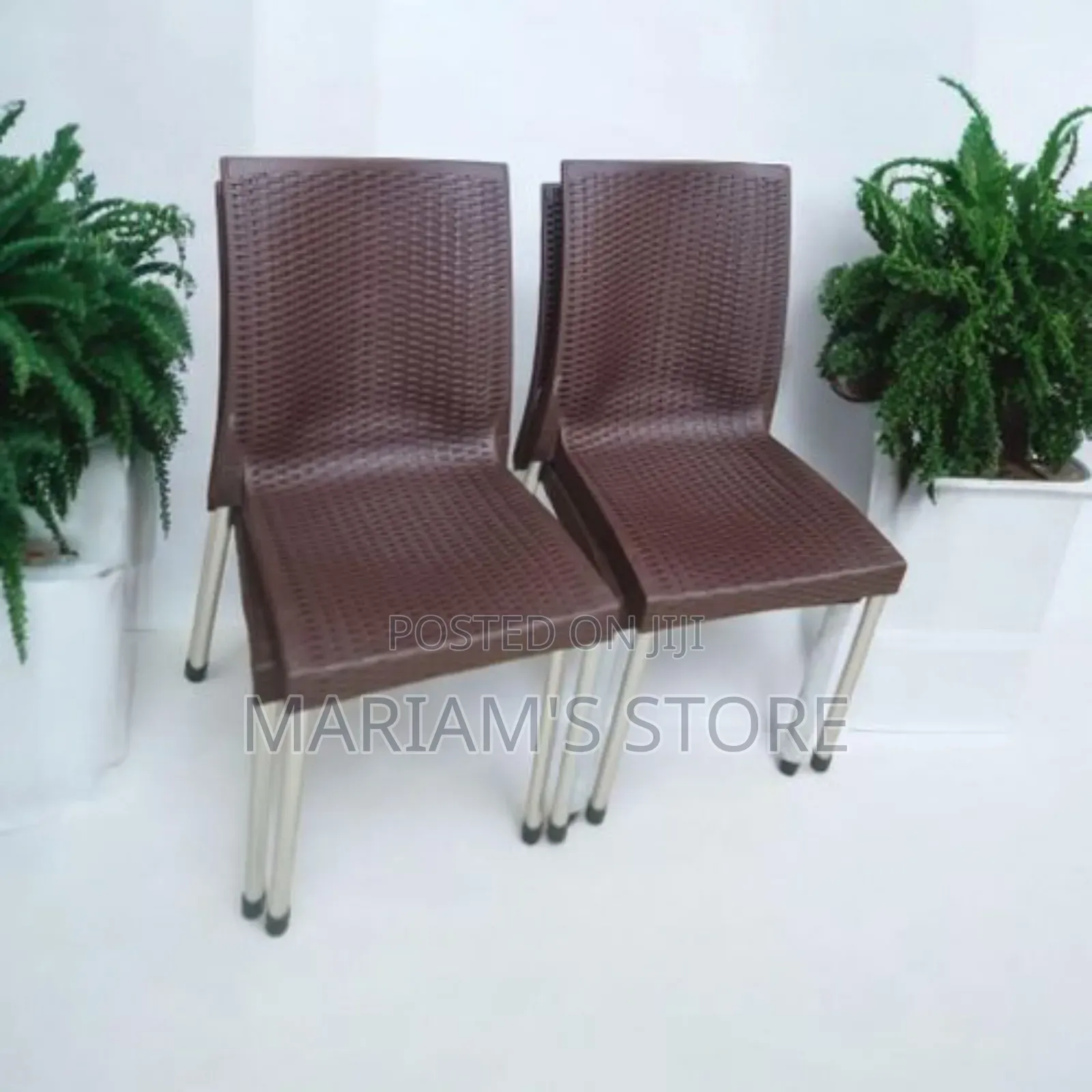 1pc Crown Garden Plastic Chair