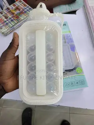 Ice Cube Maker 2 in 1