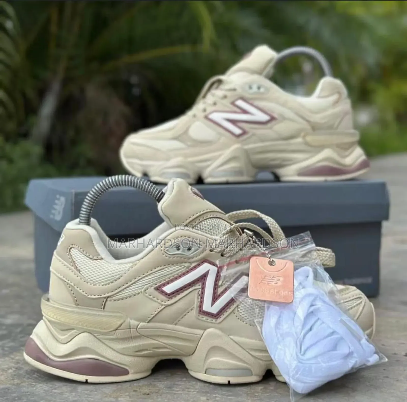 Unique Classy Sneakers