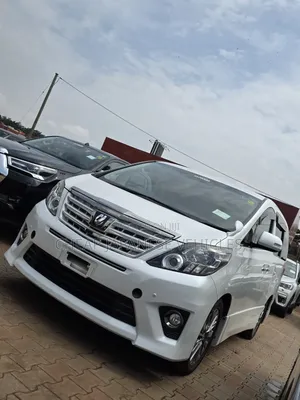 Toyota Alphard 2013 White
