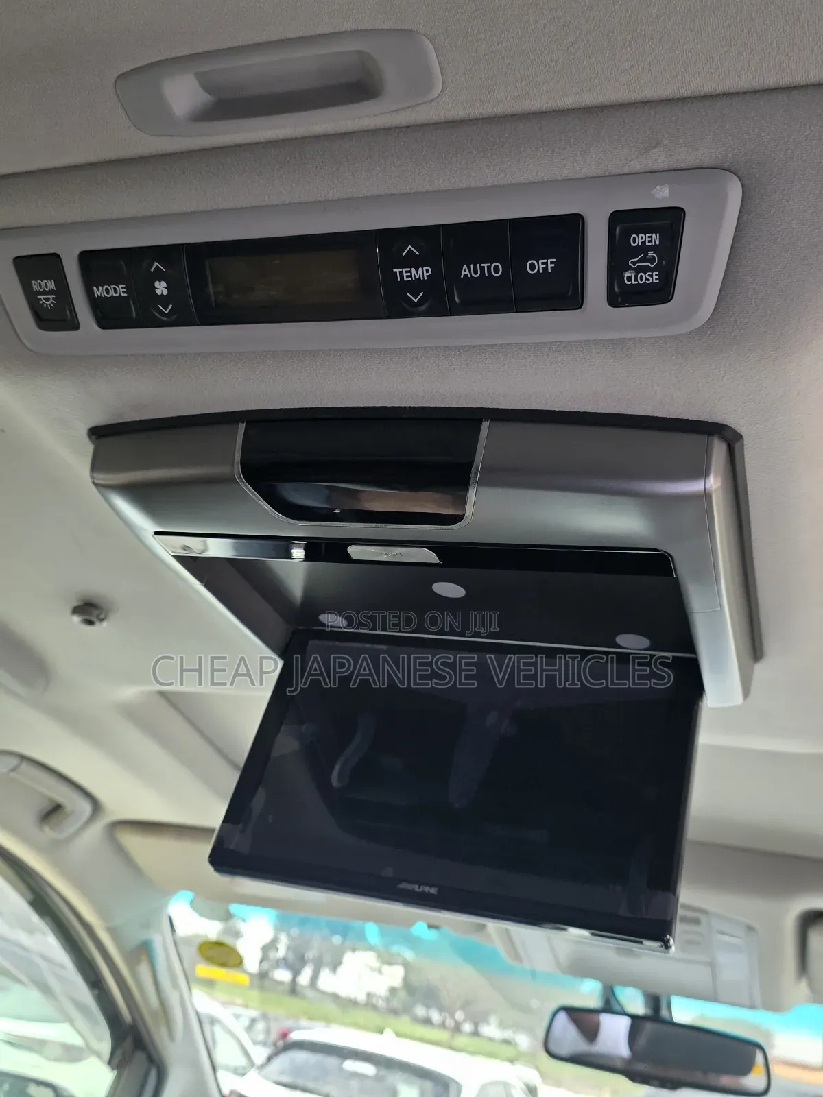 Toyota Alphard 2013 White