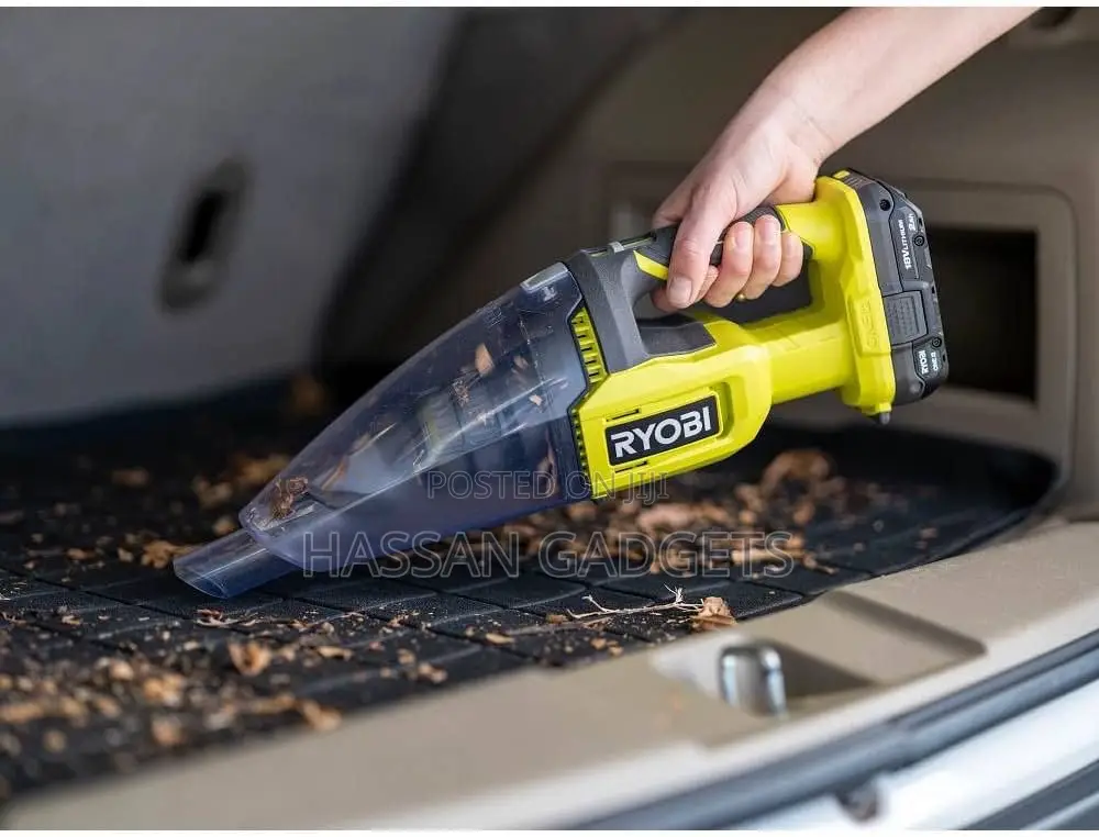 Vacuum Cleaner for Dry and Wet Use