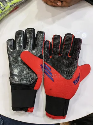 Predator Goal Keepers Gloves Original