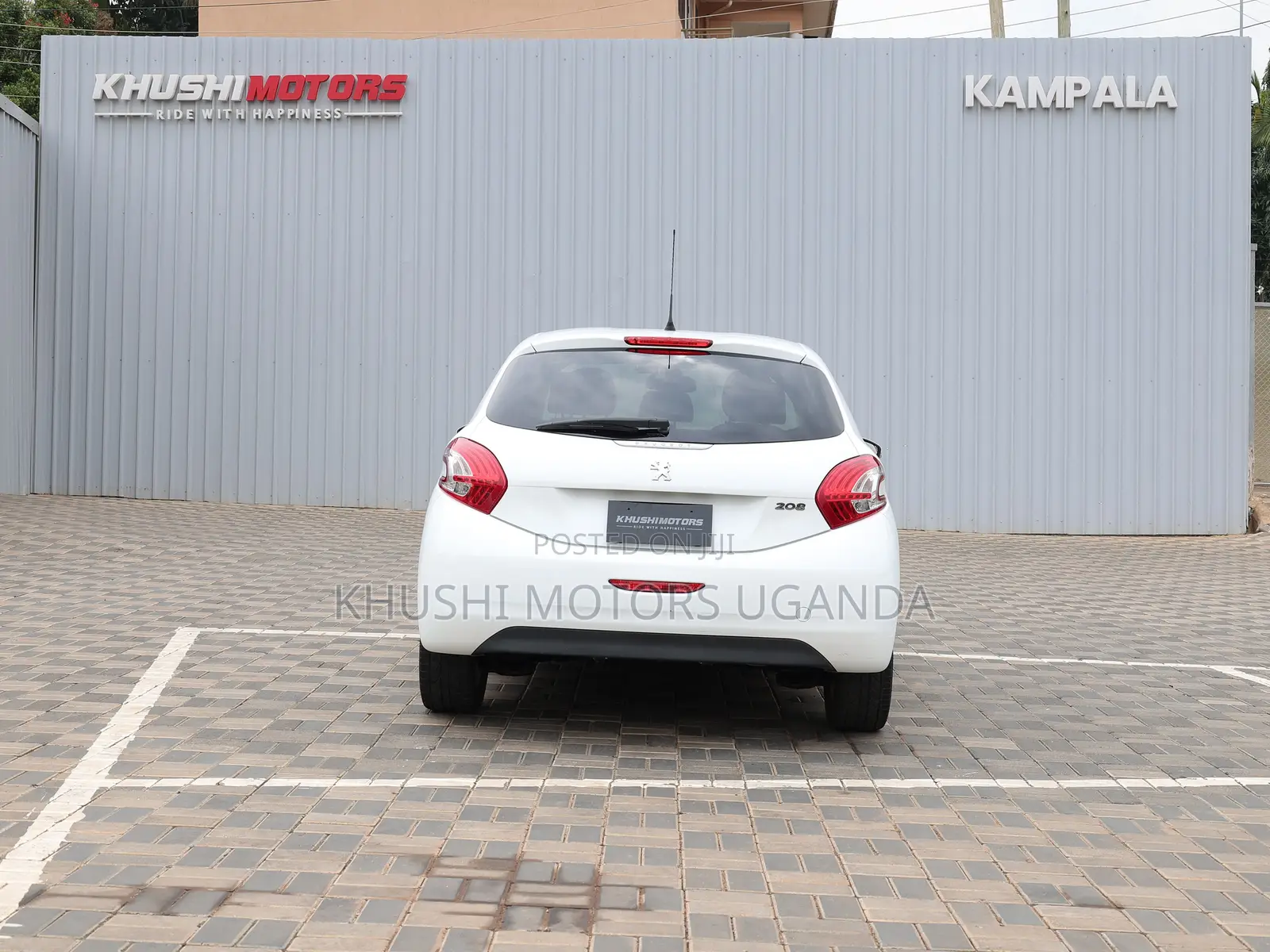 Peugeot 208 2013 White
