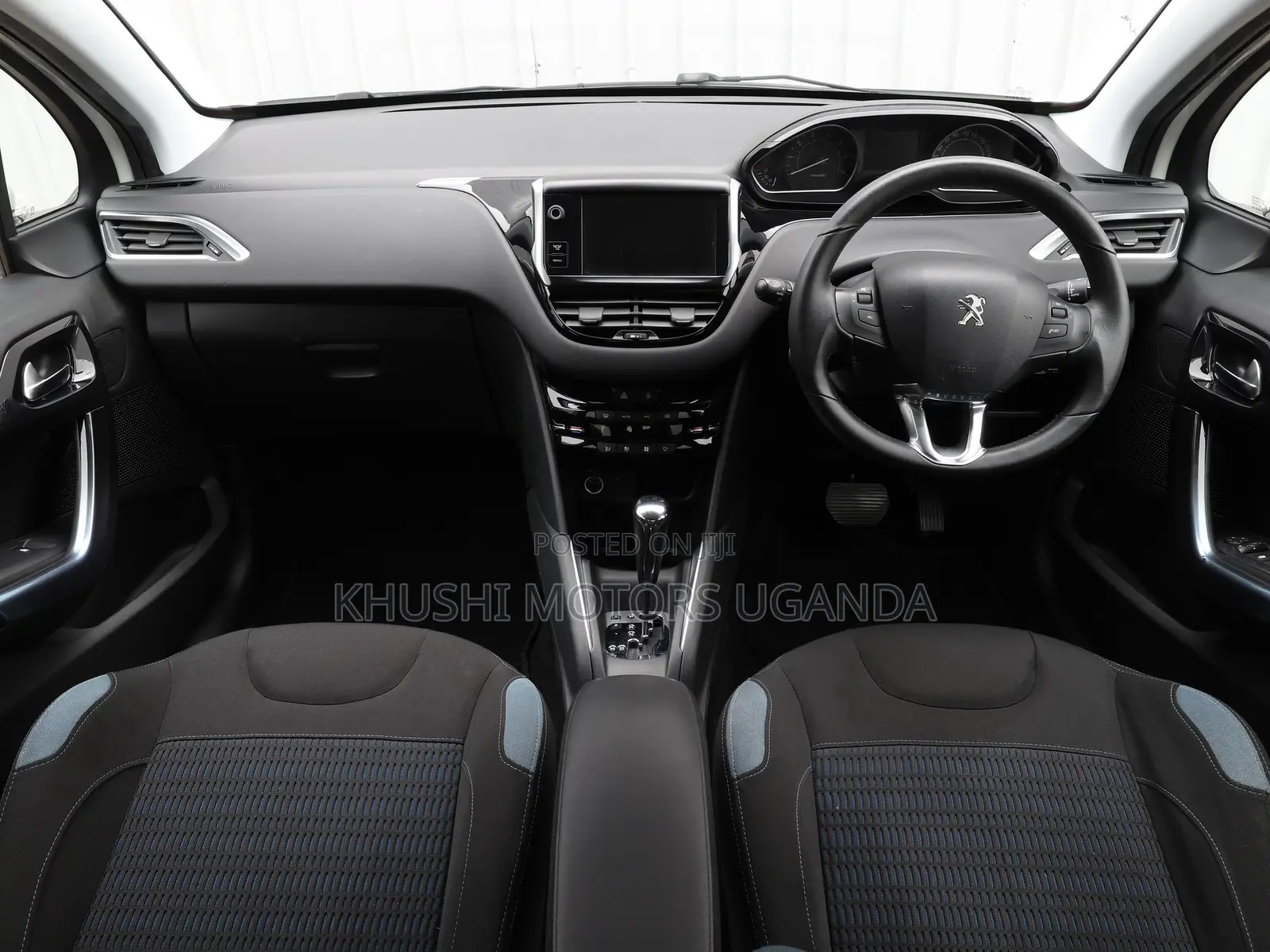 Peugeot 208 2013 White