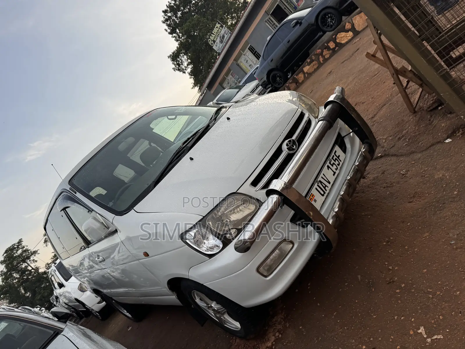 Toyota Noah 2002 White