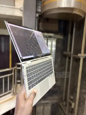 Laptop HP EliteBook 1040 G8 32GB Intel Core i7 SSD 512GB