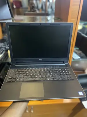 Laptop Dell Latitude 3590 4GB Intel Core i3 HDD 250GB