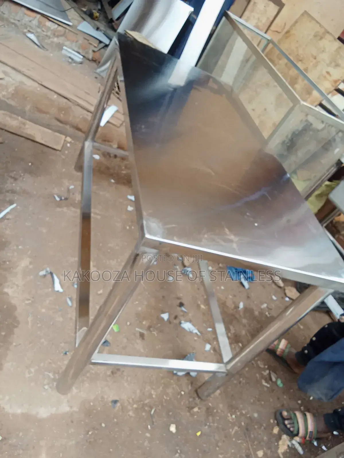 Restaurant Working Table Stainless