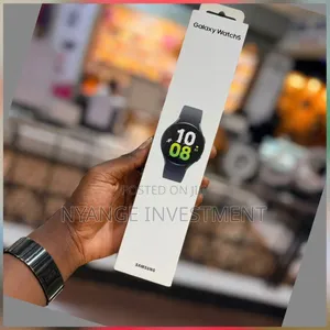 Samsung Galaxy Watch 5 44mm . Samsung Smart Watch