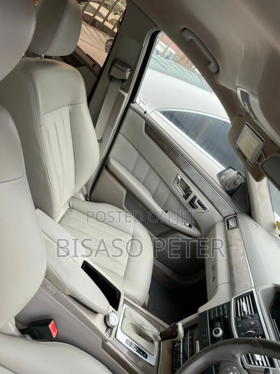 Mercedes-Benz E300 2010 Blue