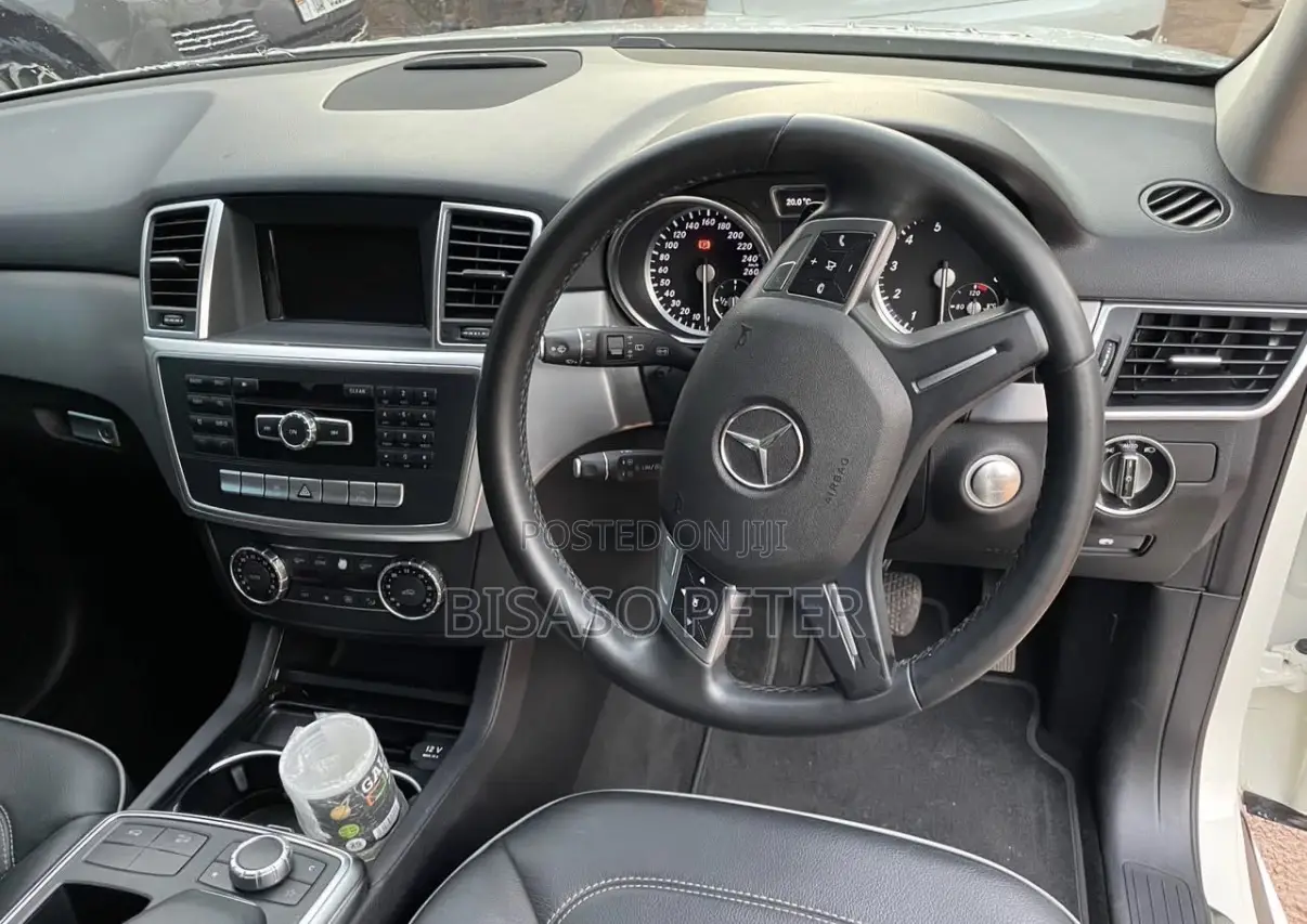 Mercedes-Benz M Class ML 350 4Matic 2013 White