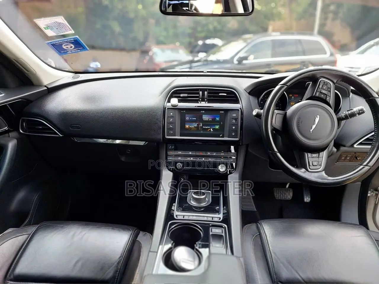 Jaguar F-Pace 2017 Silver