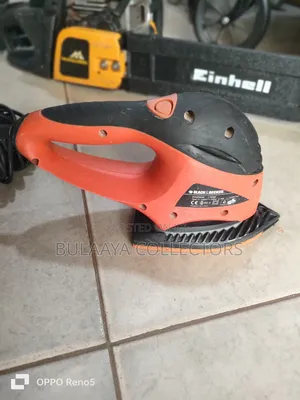 Uk Used Black Decker Sandstorm Detail Sander, Model Ka260gtk.
