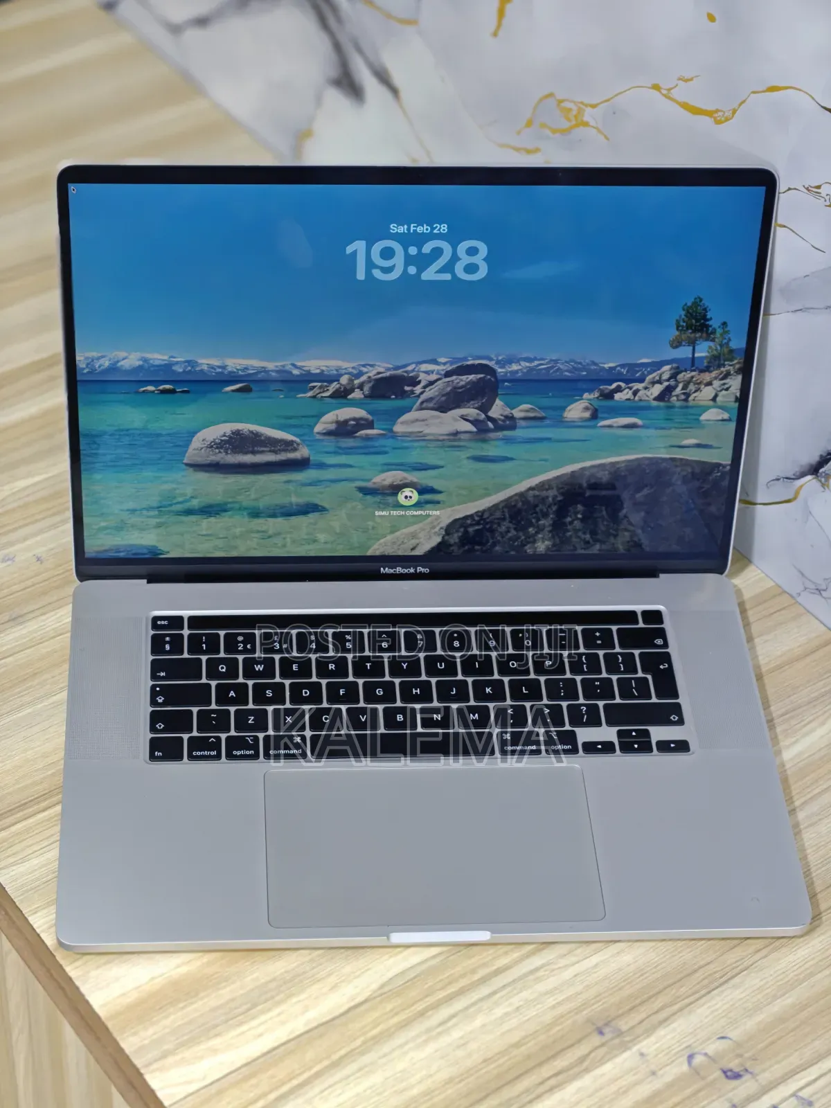 Laptop Apple MacBook 2019 16GB Intel Core i7 SSD 512GB