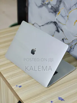 Laptop Apple MacBook 2019 16GB Intel Core i7 SSD 512GB