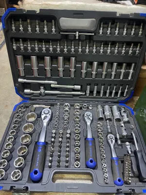 Comprehensive Professional Socket Wrench Set,