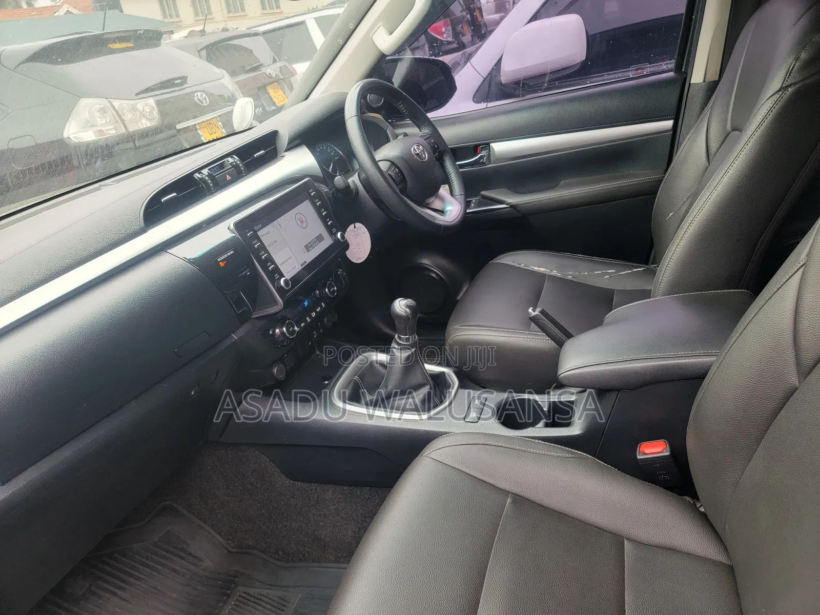Toyota Hilux 2015 Gray