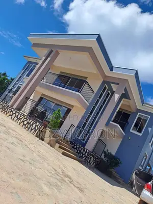 Furnished 7bdrm Mansion in Central Division for sale