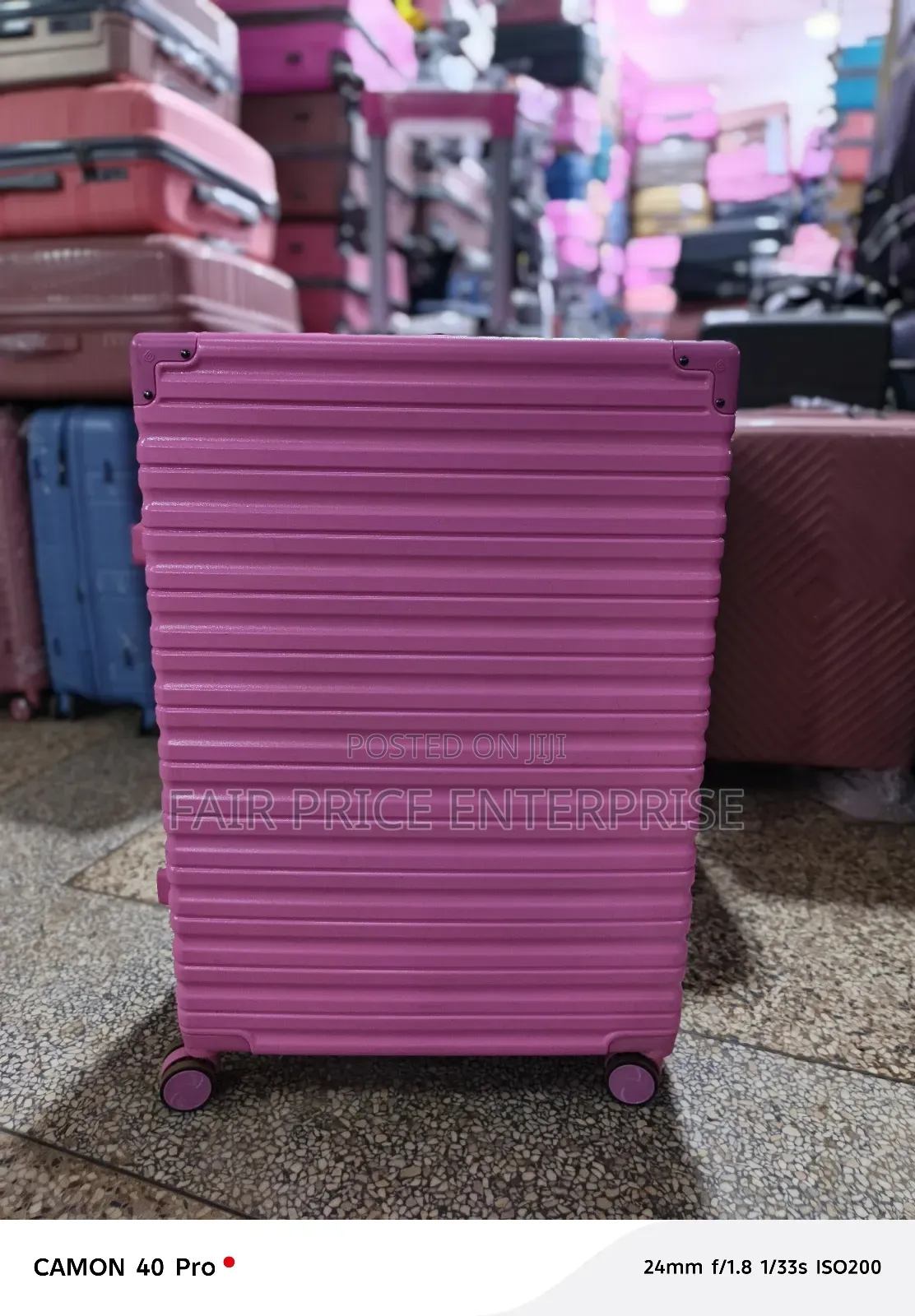Executive Aluminum Suitcase. Extra Large Size