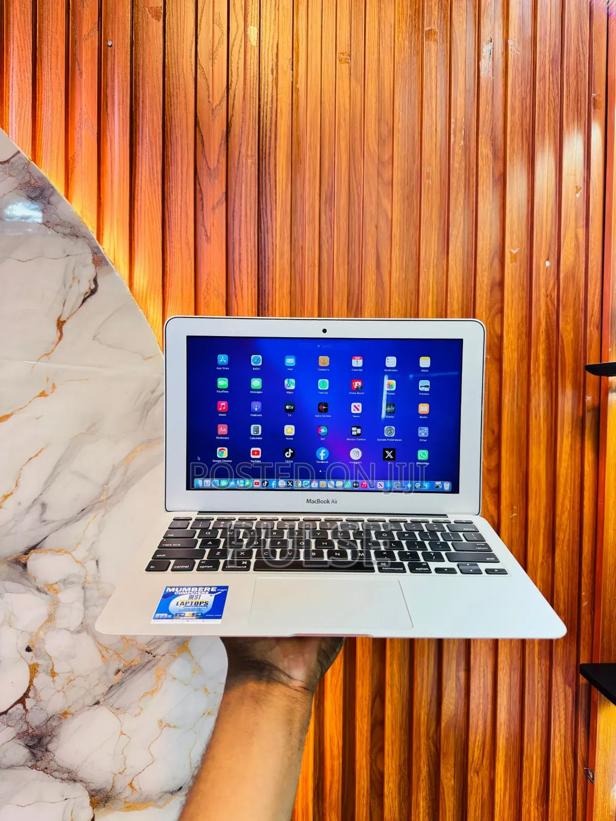 Laptop Apple MacBook Air 4GB Intel Core i5 SSD 128GB