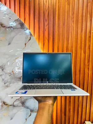 Laptop HP EliteBook 830 G8 8GB Intel Core i5 SSD 256GB
