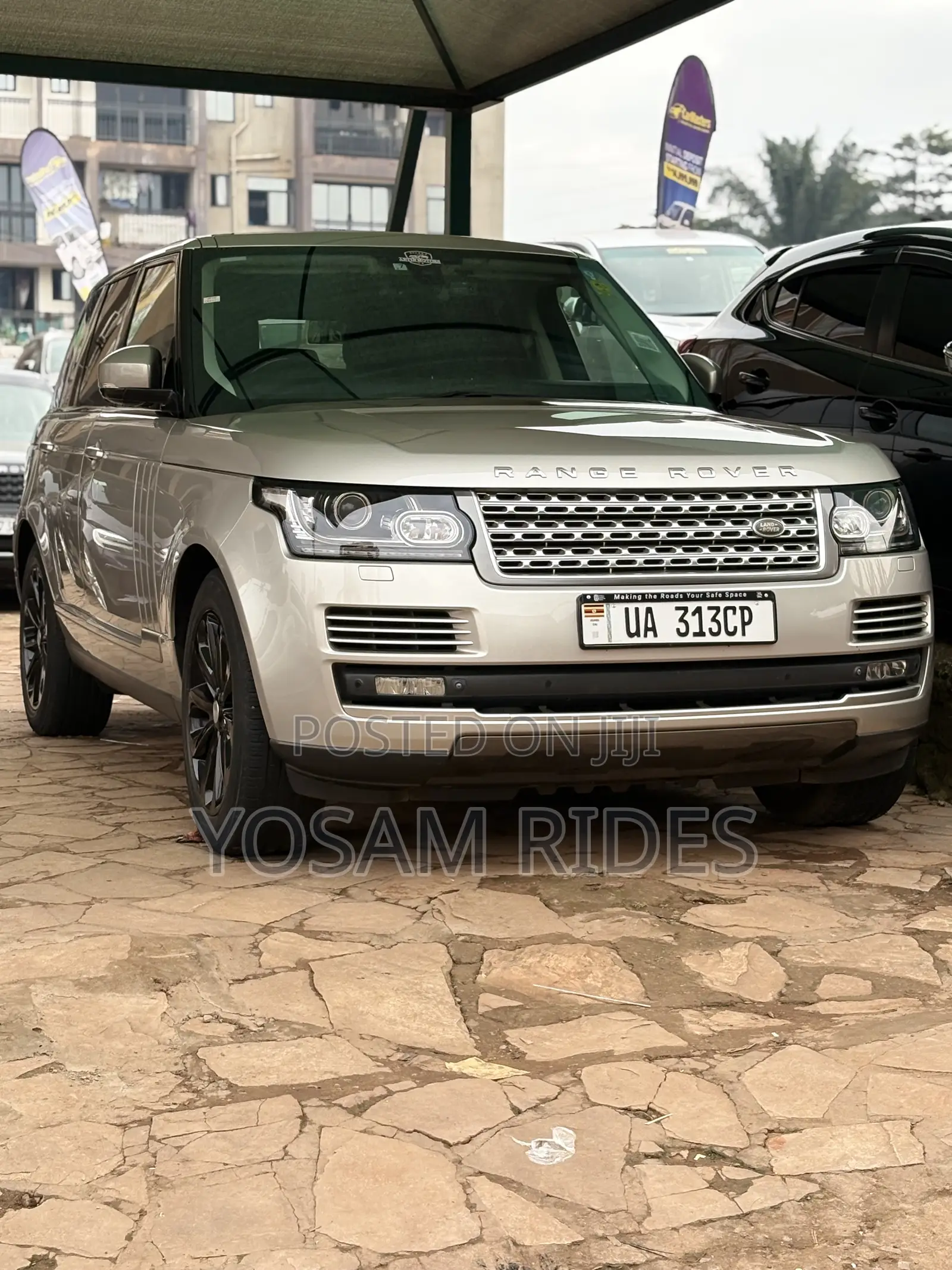 Land Rover Range Rover Vogue 2016 Gold