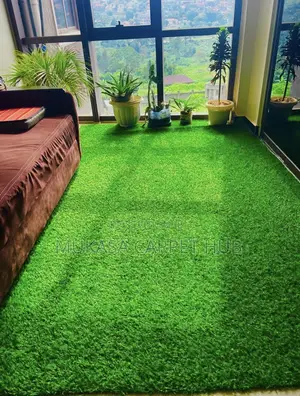 School Rooftop Balcony Grass Carpet – Cozy Fun