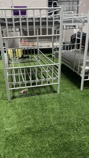 School Hallway Grass Carpet – Heavy Duty