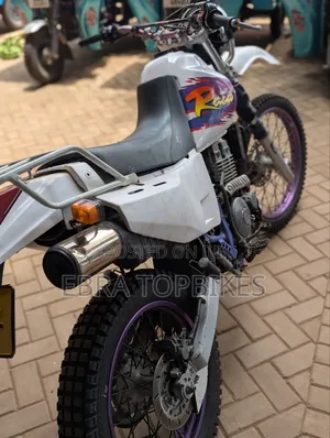 Yamaha 2007 White