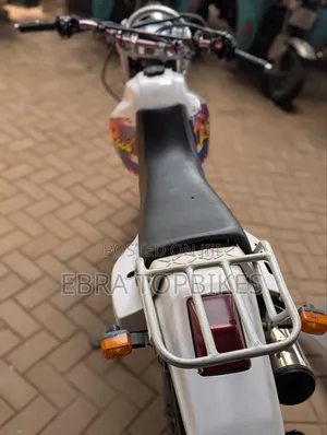 Yamaha 2007 White