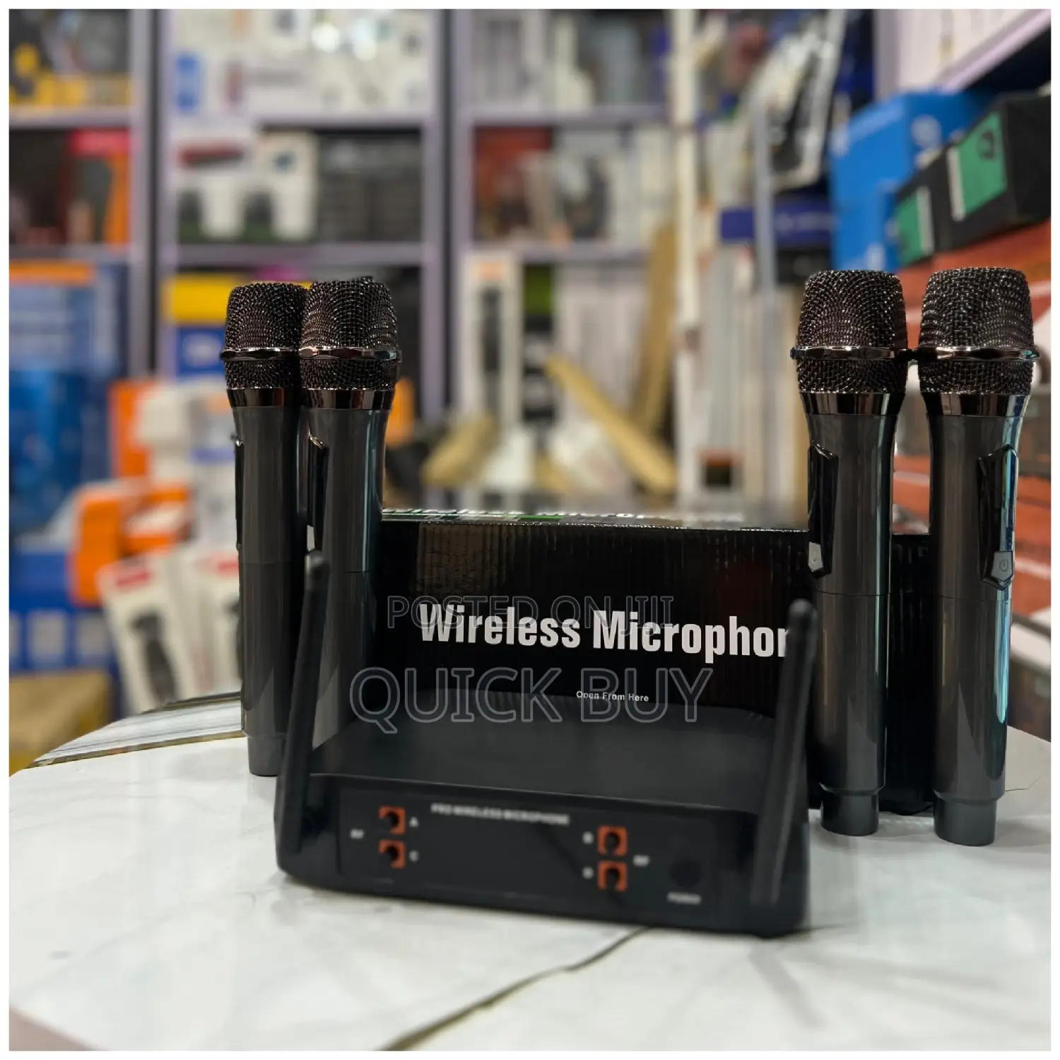 4 in Wireless Microphone With Antenna Receiver