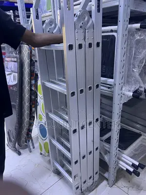 Folding Ladders 5.5meters