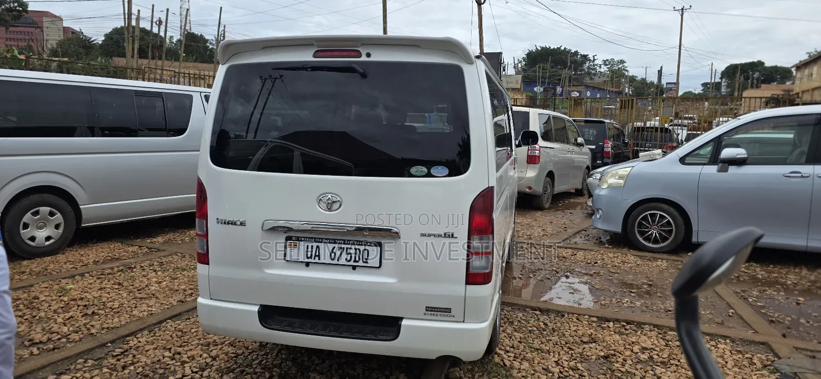 Toyota HiAce 2012 White