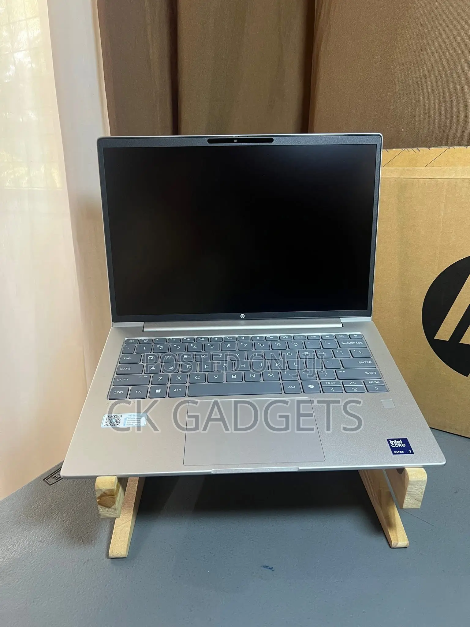 New Laptop HP ProBook 440 16GB Intel Core Ultra 7 SSD 512GB